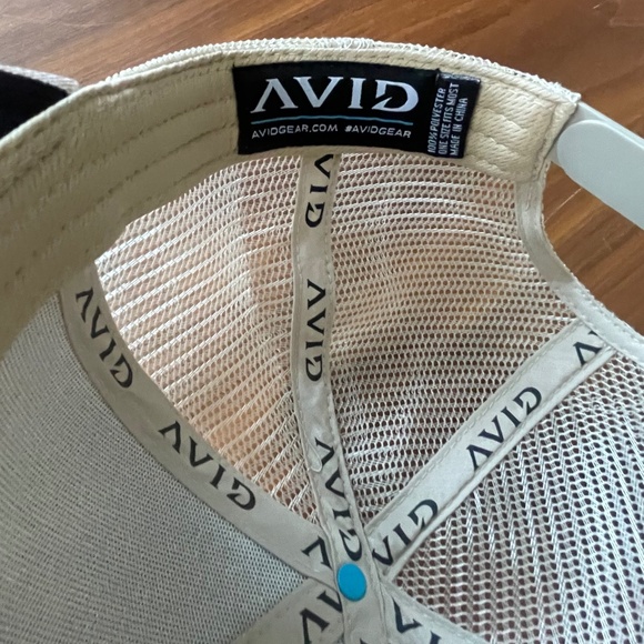 Avid Fishhook Snapback Hat-Like New - Picture 4 of 5